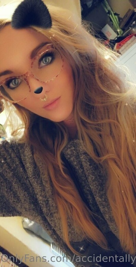 accidentallydelicious model porn photos