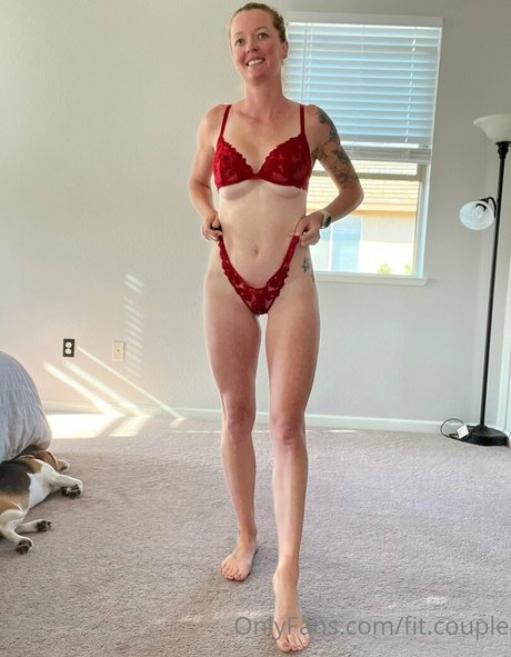 fit couple model pornographic img