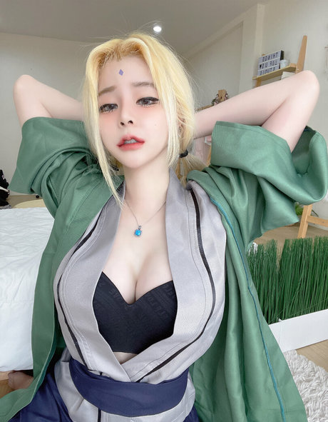 pang3pong naked pornstar img