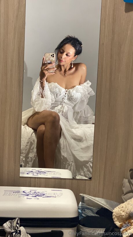 Suncosplays model nice pics