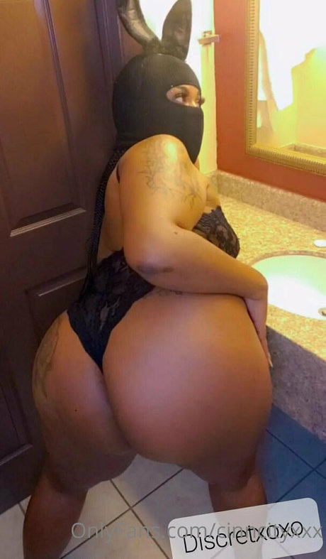 cinncityxxx hot model photos