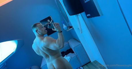 flexxxcouple sexy pornstar photos