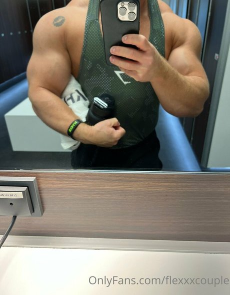 flexxxcouple profile image