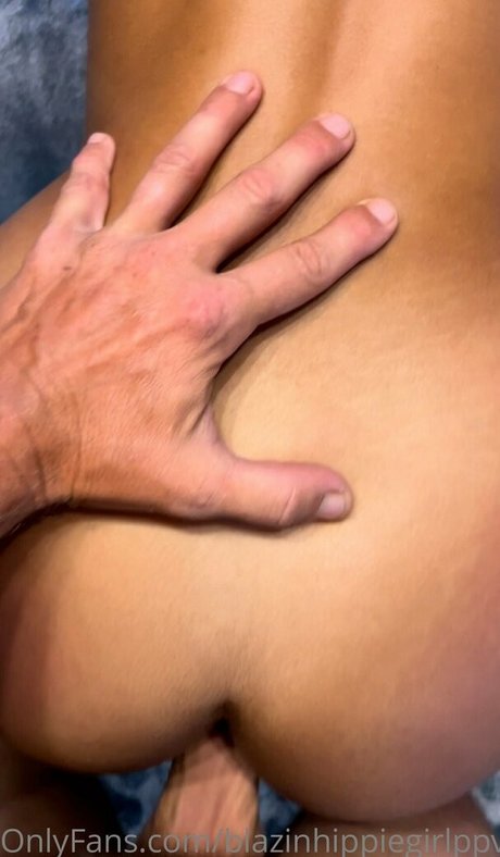 swim onlyfans top pic