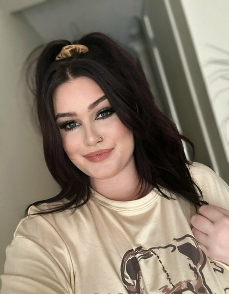 milf free onlyfans free pictures