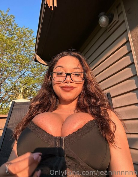 jeannnnnnn erotic actress picture