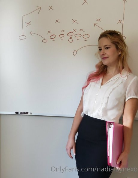 nadialaynexo nice pornstar gallery