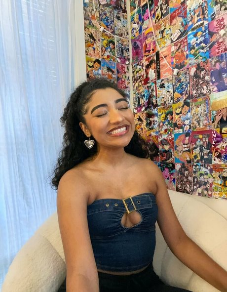 blonde masturbating onlyfans pornographic img