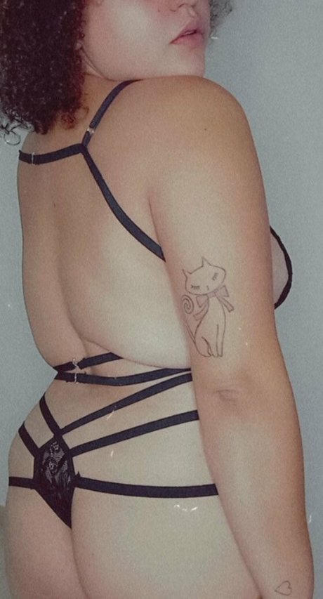 sweetdarlafree sex actress pic