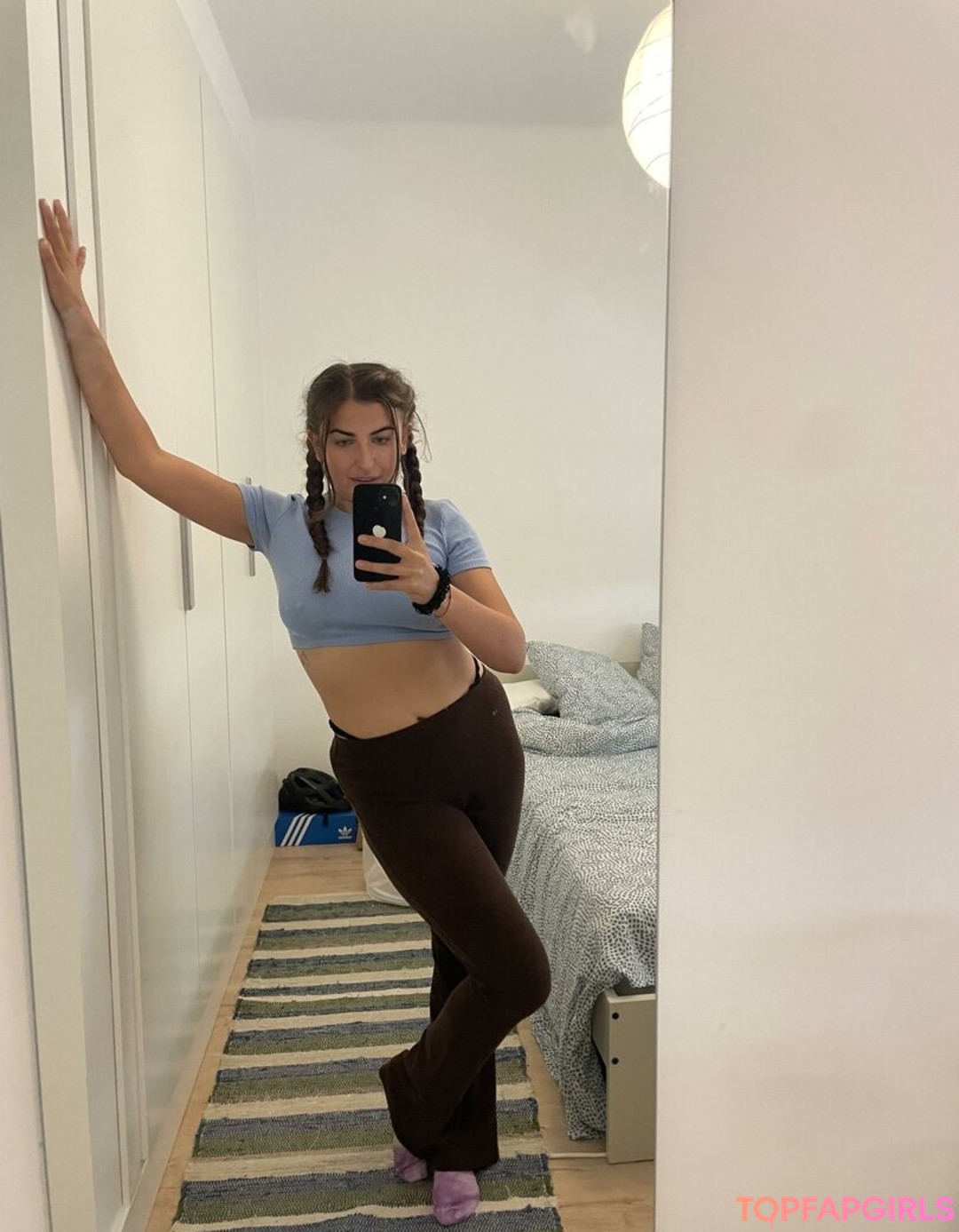 crazybritishoe nude star photo