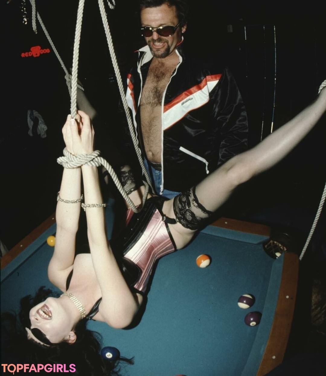 Dita Von Teese star erotic img