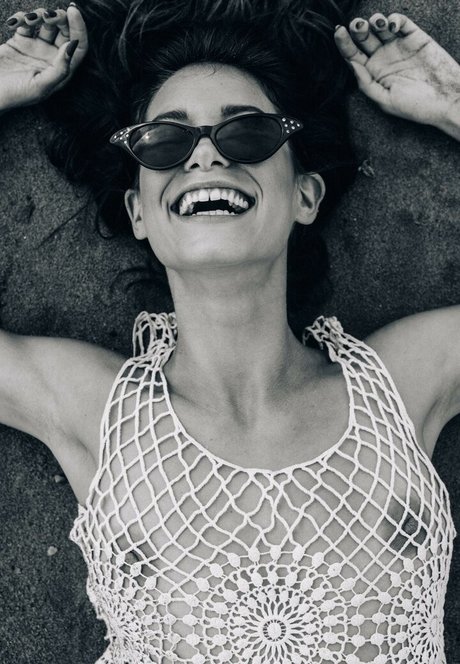 Lauren Marie Young perfect model photo