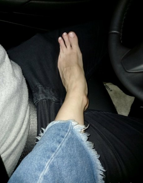 clarita feet pornstar nude images