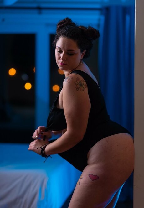 bettyplug actress photo