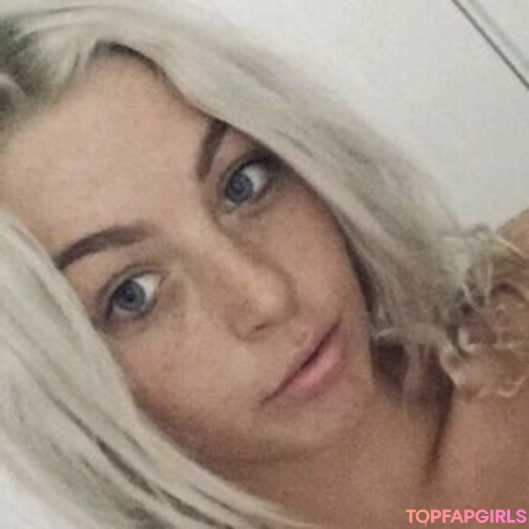 Tiff6 porn model image