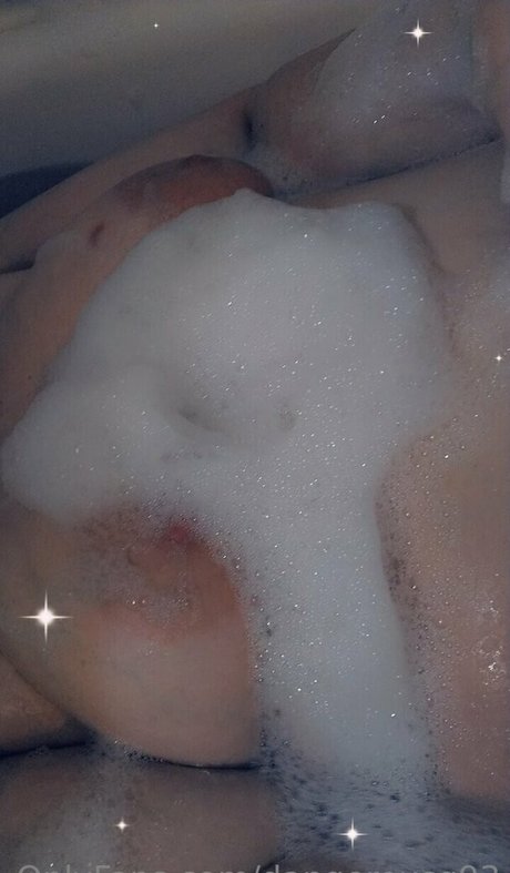 dangerousq93 model hot image