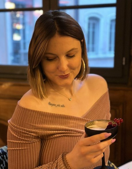 live streaming onlyfans beautiful naked images