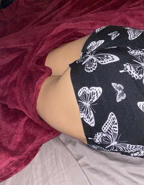 neesababyy art star photo