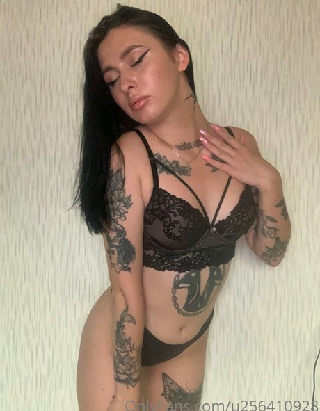 alina juicy b1tch star erotic pics