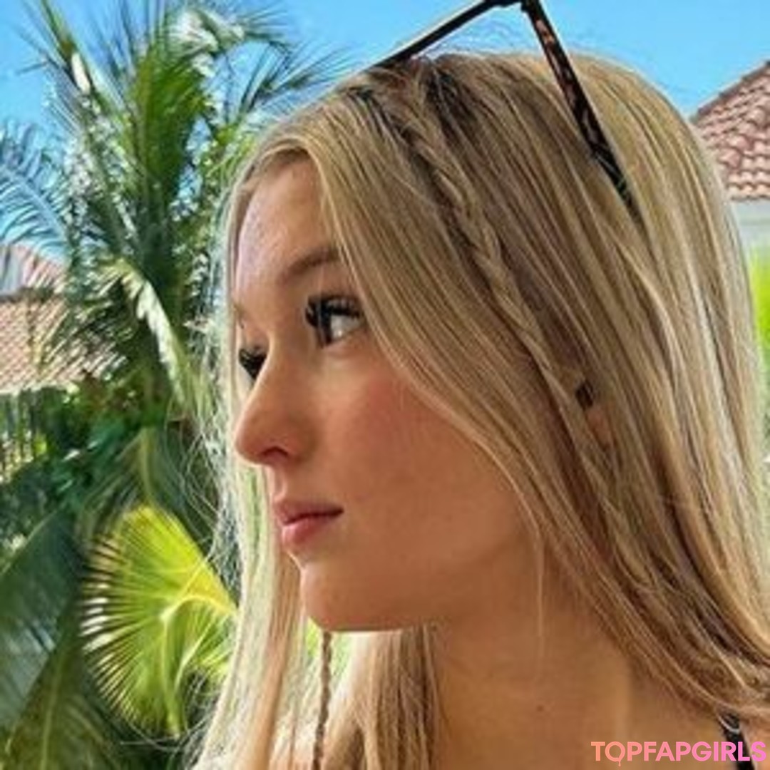cougars onlyfans pornographic picture
