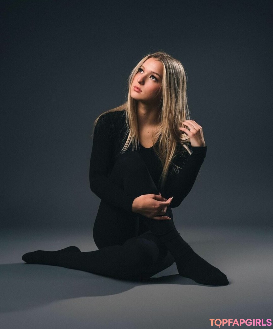 Emma Welyki model art images