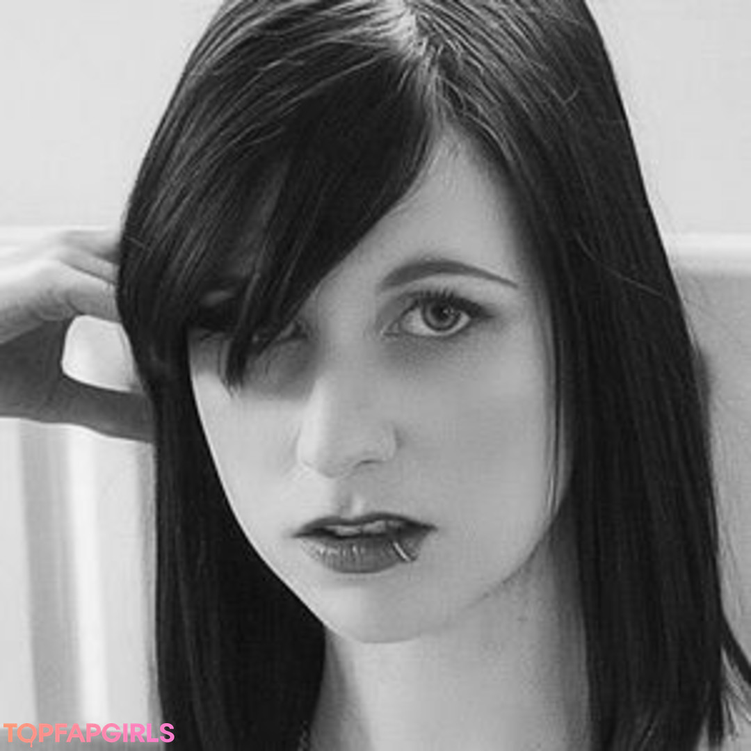 Stacey Jenkins art model galleries