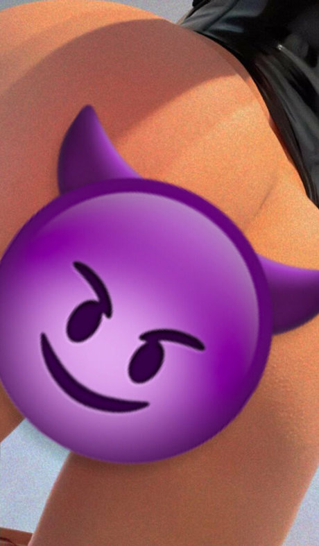 laalemonzz model nudes img