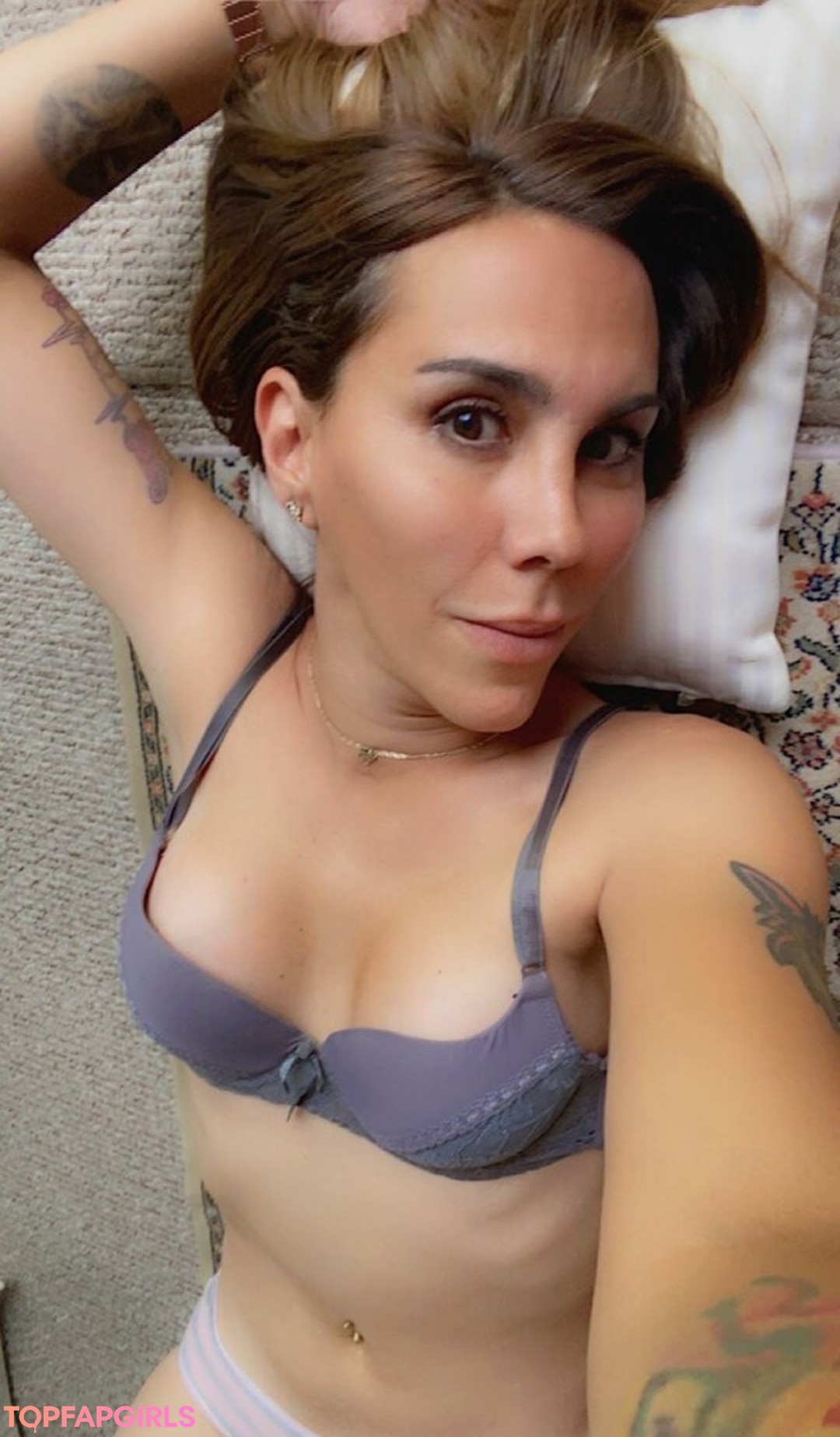 tattooed redhead onlyfans porno archive