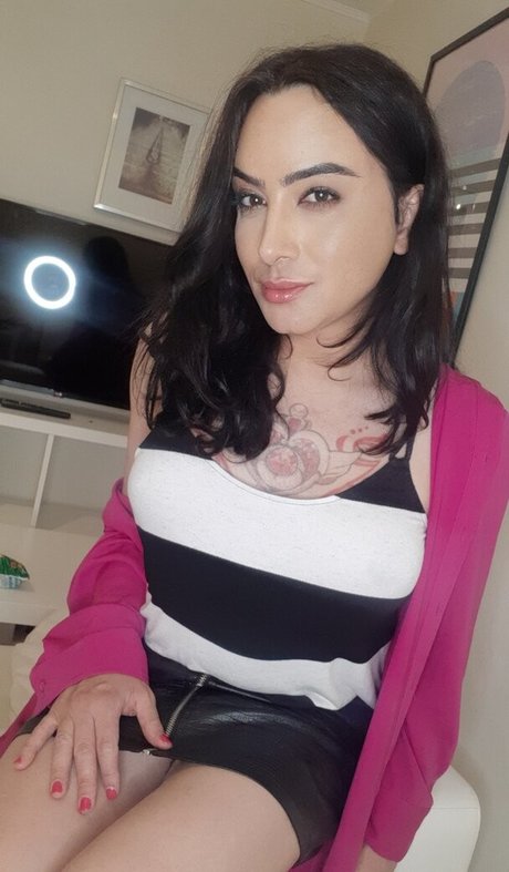 Miss Yuna profile image