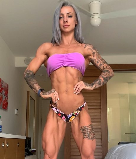 Lauren Kenealy top actress image