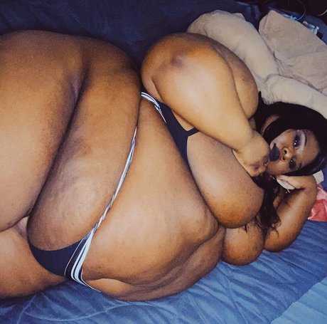 ssbbwerotika model hot gallery