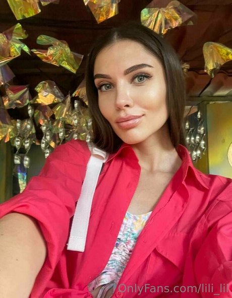 blonde cougar onlyfans sexy picture