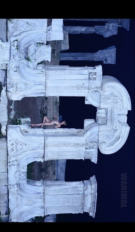 azhua nude star gallery