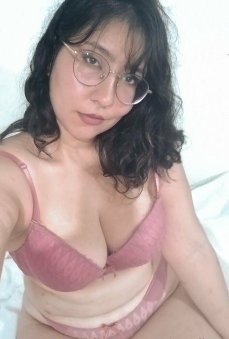 blonde midget onlyfans sexy nude images