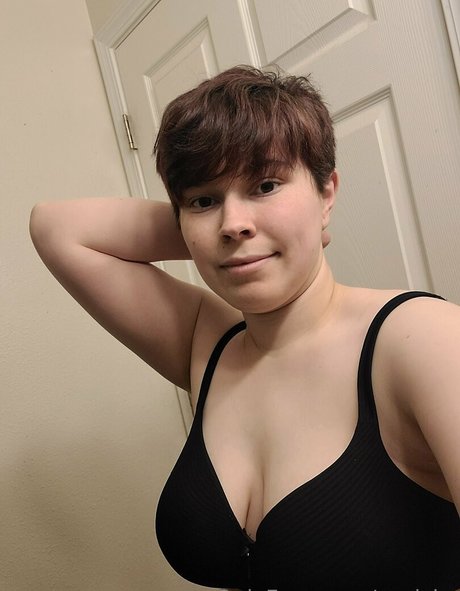 ccnicky free pornstar photos