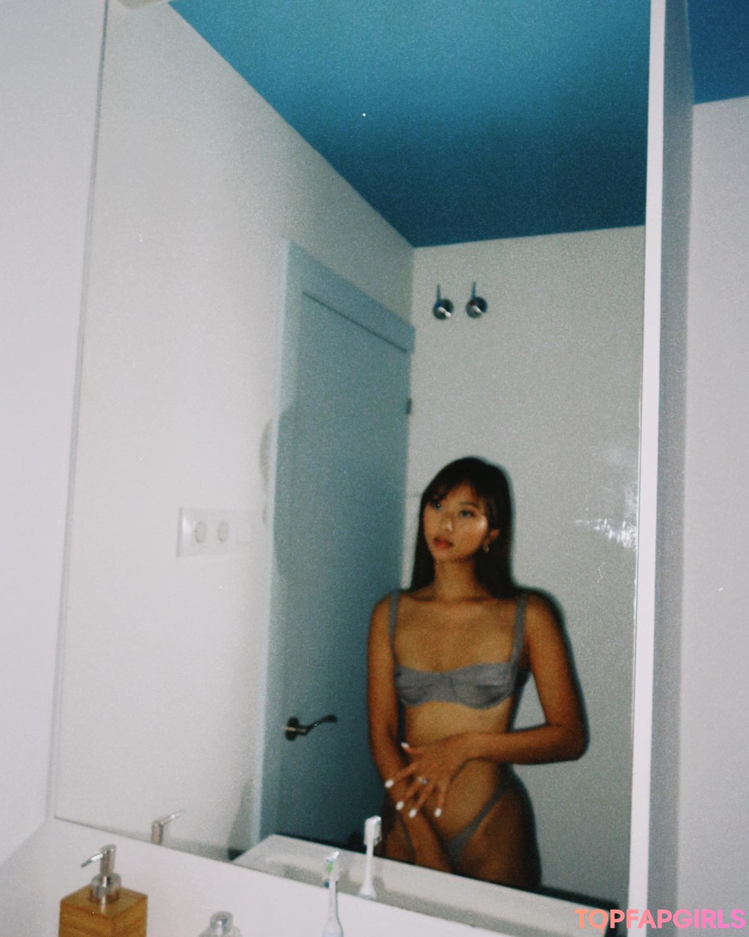 black onlyfans sexy nude photo