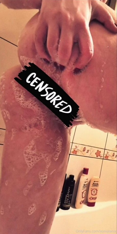 girlfriend onlyfans nude pic