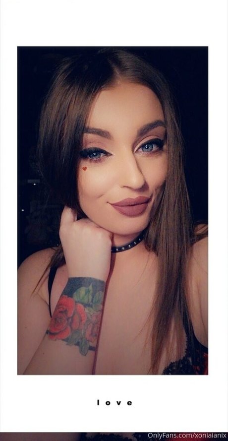 itsxonia art model img