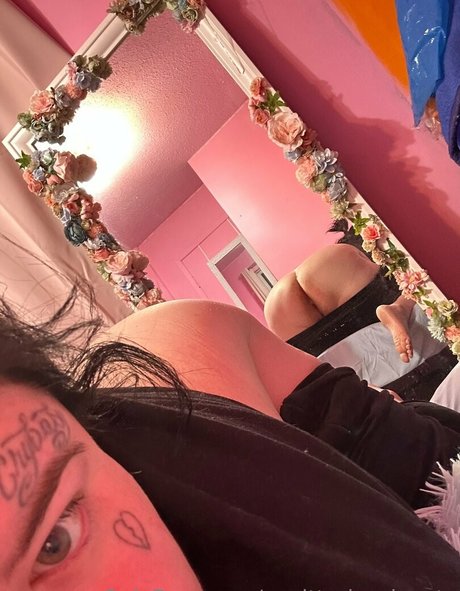 sagittariusshawty naked actress picture