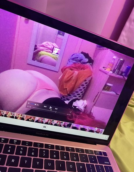 sagittariusshawty adult model archive