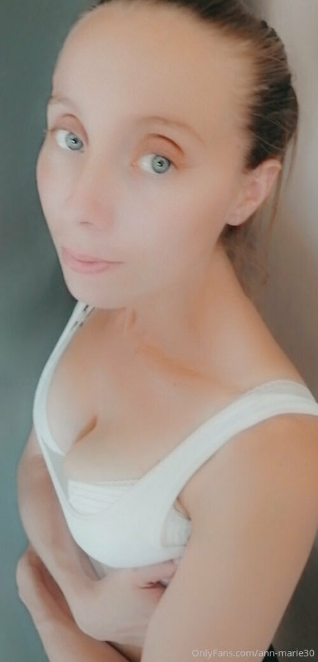 naughtyannmarie hd model picture