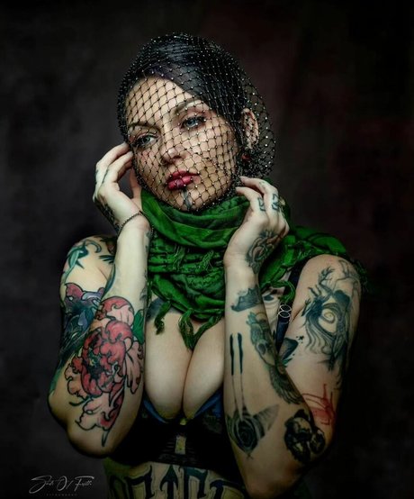 petite bbc onlyfans erotic images