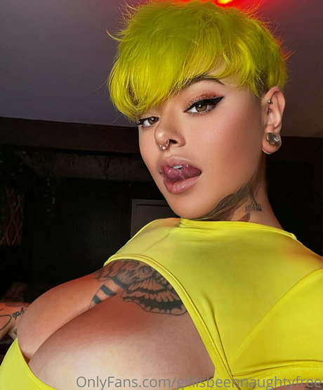 gillisbeennaughtyfree star hot image