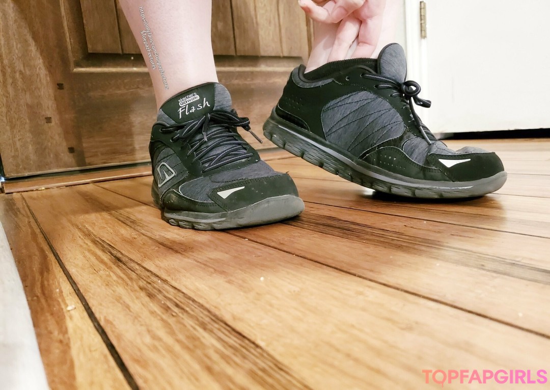 toepazfeetures free actress picture