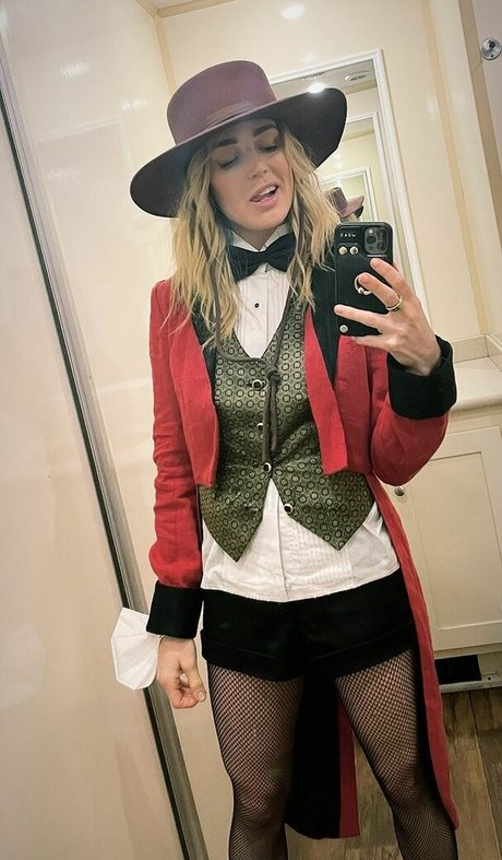 milf strip onlyfans porn photos