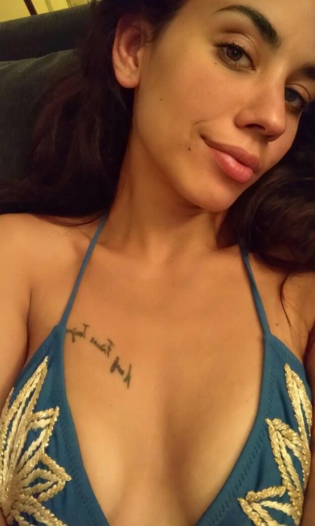 Vera Kaludi model sexy picture