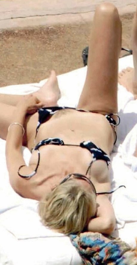 teen natural tits onlyfans art porn pic