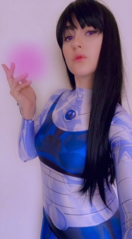 minaluna nudes model photo