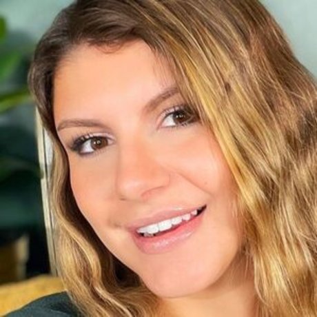 Ashley Elizabeth model perfect photos