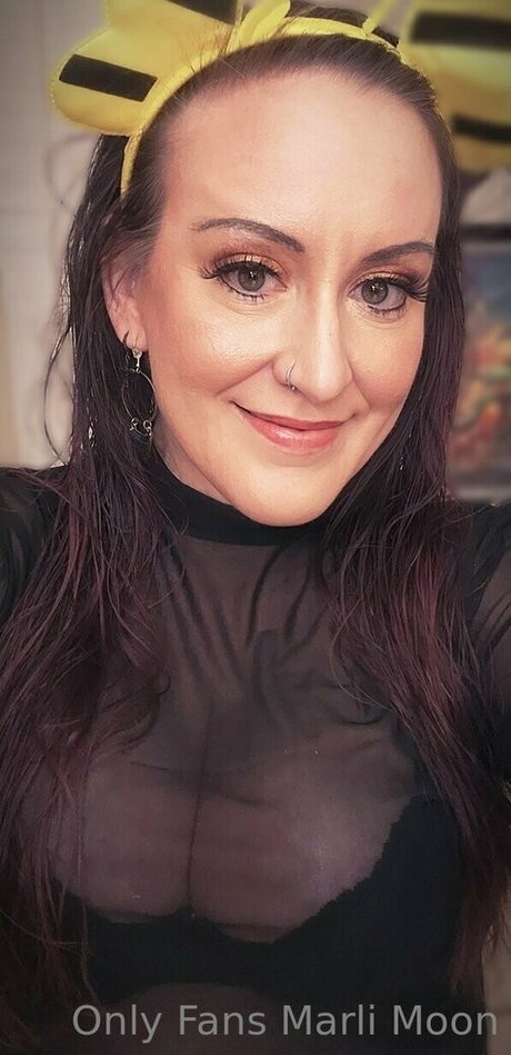 marlimoon beautiful actress img